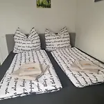 M&bluxux * Krefeld