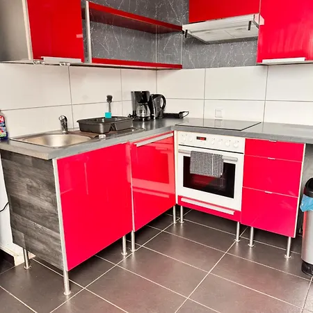 アパート M&bluxux クレーフェルト