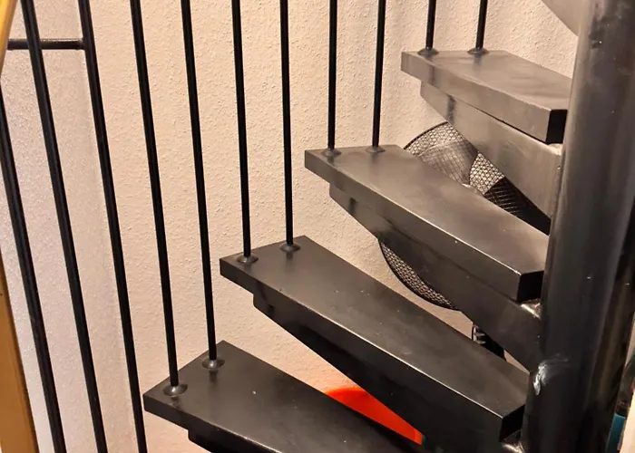 M&bluxux * クレーフェルト